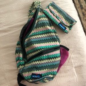 Kavu bag and matching wallet